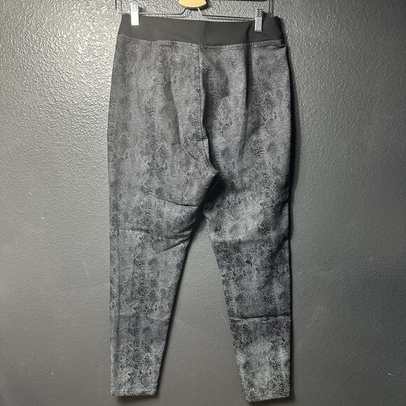 Soft Surroundings Women's Gray Animal Print Pull-On Legging Pants Size Medium - Picture 4 of 7